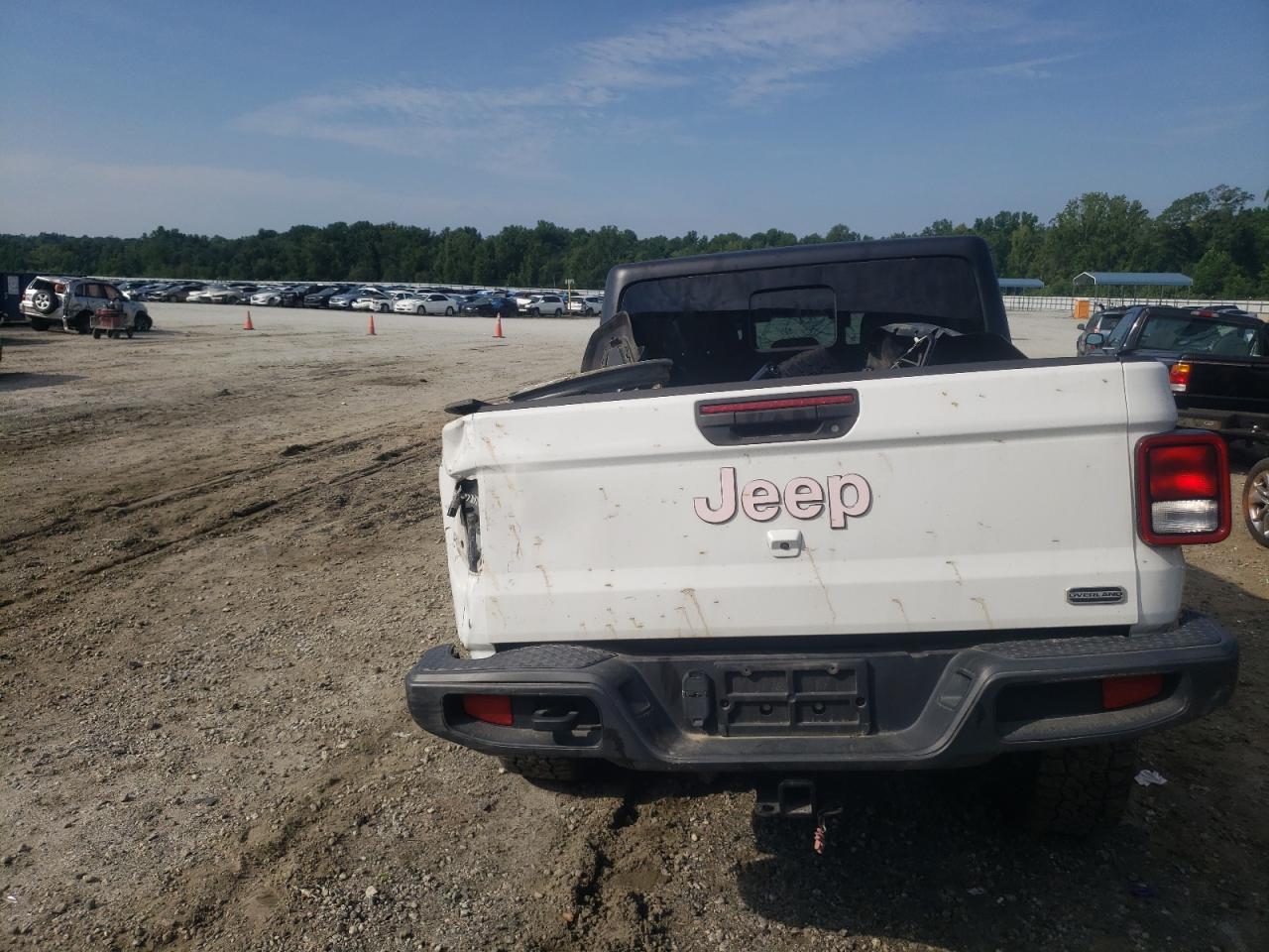 2020 Jeep Gladiator - Image 6