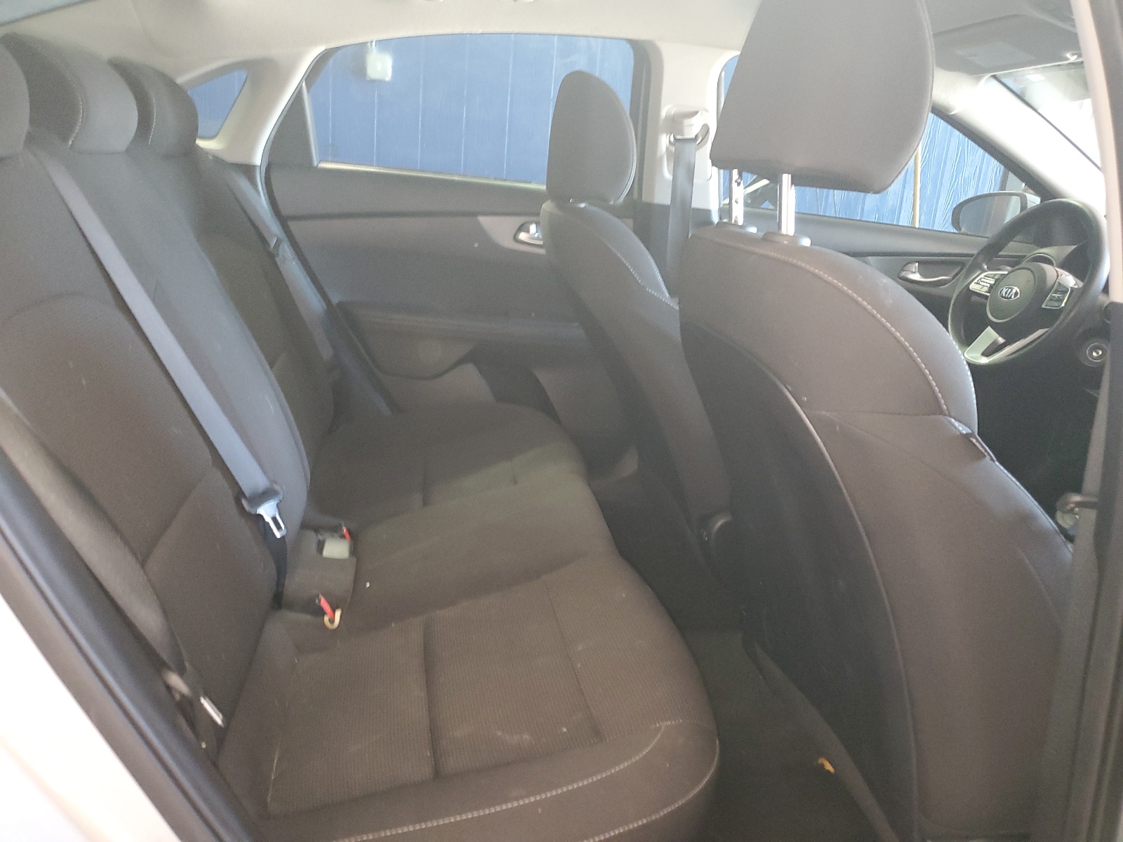 3KPF24AD5KE137863 2019 Kia Forte Fe