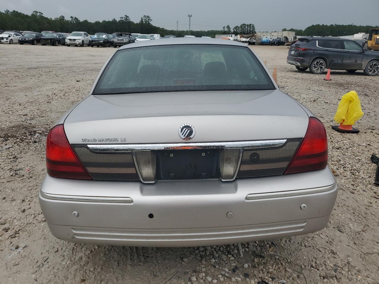 2007 Mercury Grand Marquis Ls VIN: 2MEHM75V87X613868 Lot: 63267944