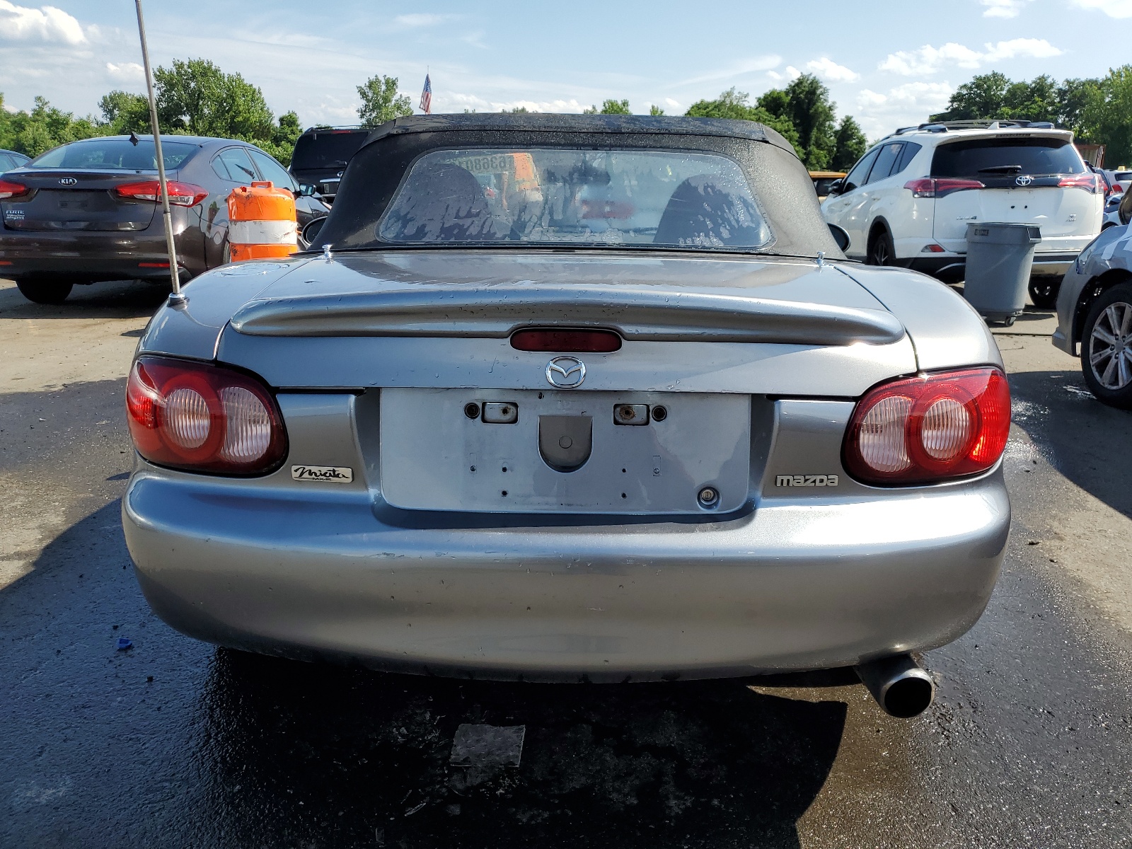 JM1NB353420227327 2002 Mazda Mx-5 Miata Base