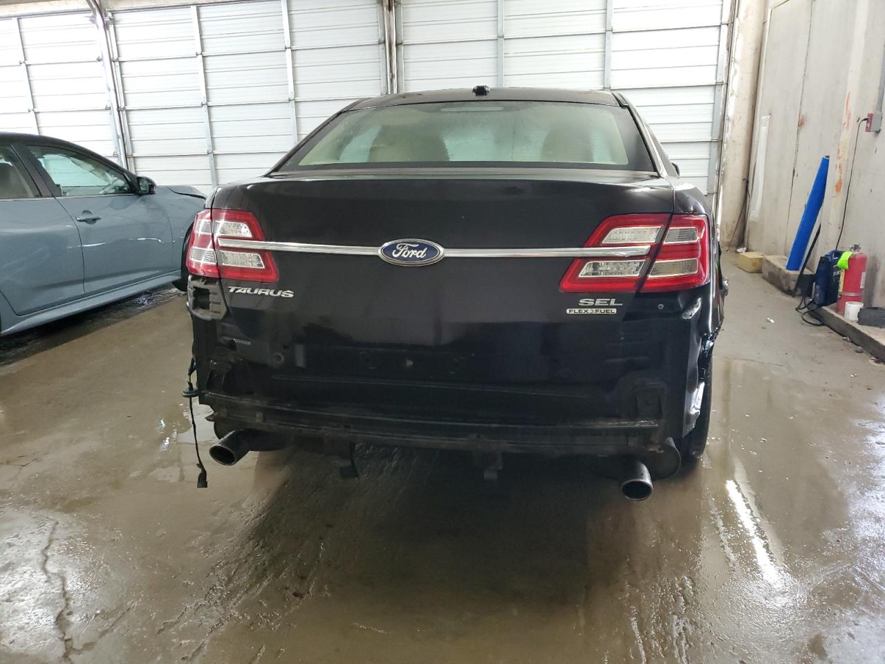 2013 Ford Taurus Sel VIN: 1FAHP2E85DG203736 Lot: 64037664