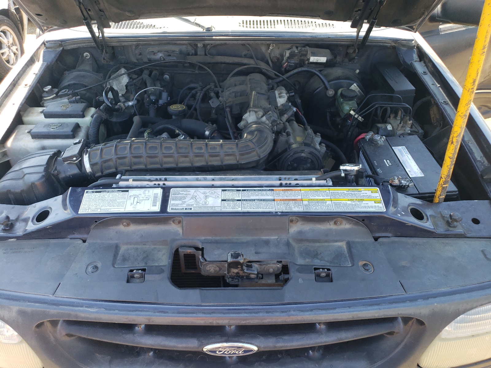 1FMZU62X2YZB57301 2000 Ford Explorer Xls