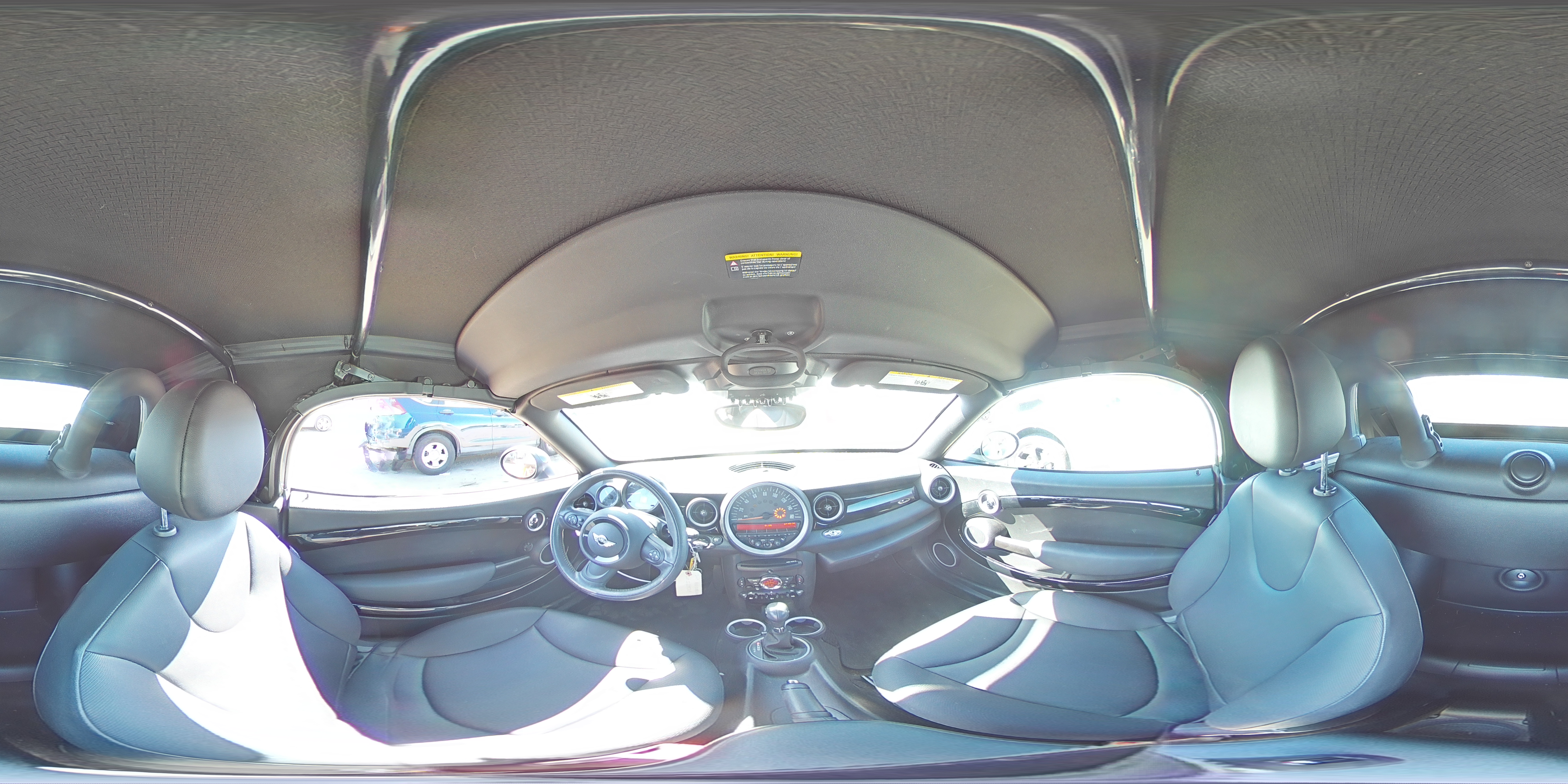 2015 Mini Cooper Roadster VIN: WMWSY1C56FT626056 Lot: 62042764