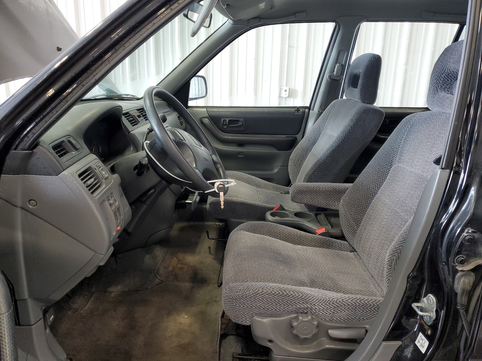 JHLRD1840WC106385 1998 Honda Cr-V Lx