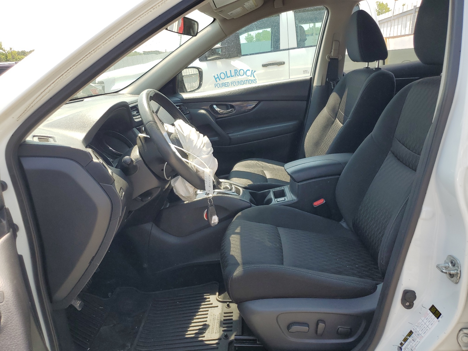 KNMAT2MV4HP581096 2017 Nissan Rogue S