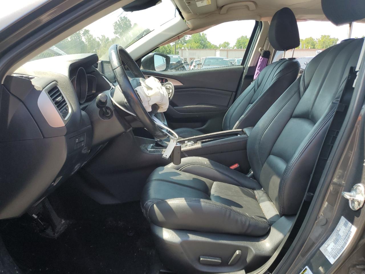 2018 Mazda 3 Touring VIN: 3MZBN1V35JM184639 Lot: 63284204