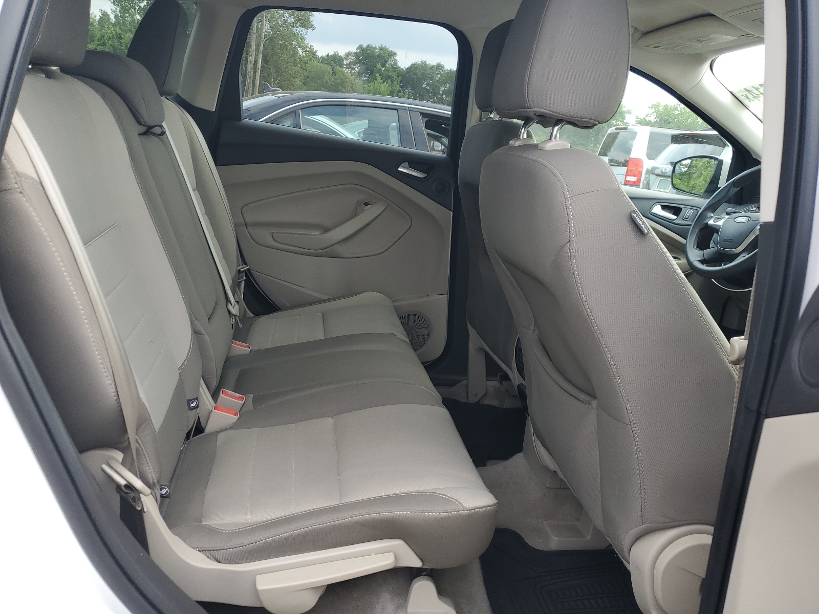 1FMCU9G98FUB76916 2015 Ford Escape Se