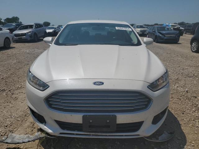 Седани FORD FUSION 2016 Білий