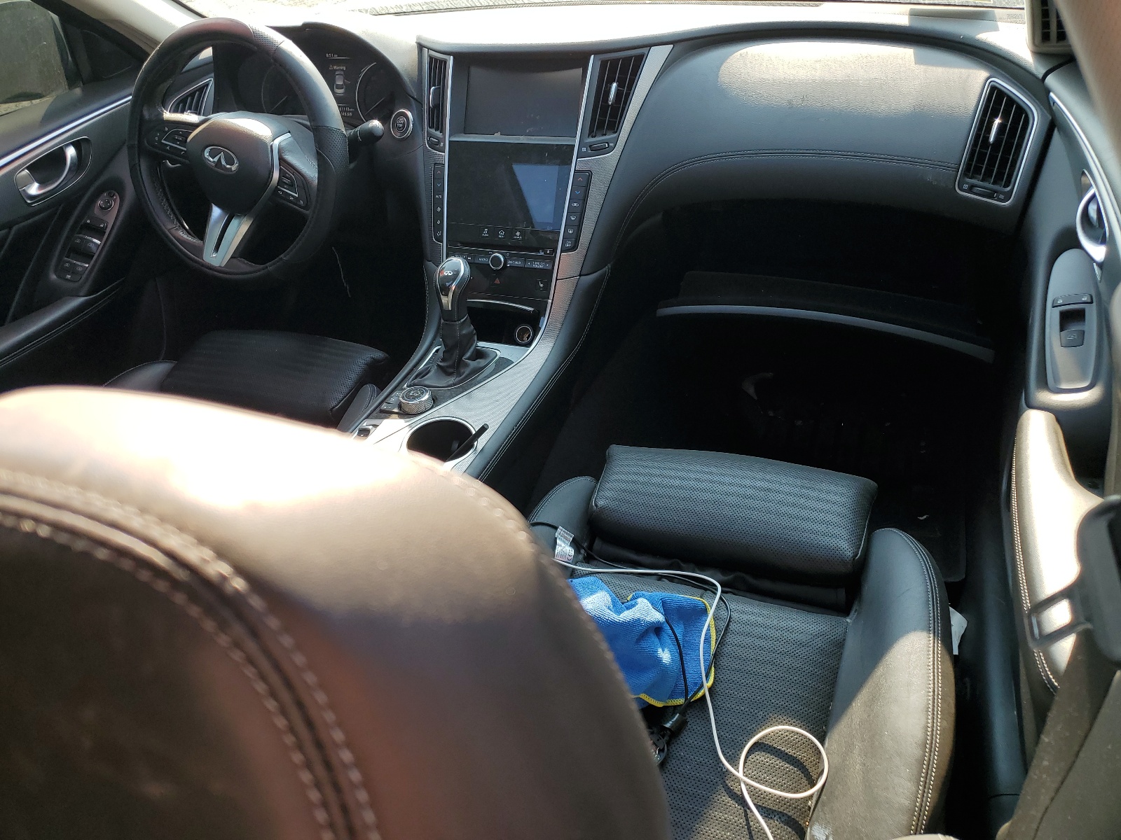 JN1EV7AR1JM444837 2018 Infiniti Q50 Luxe