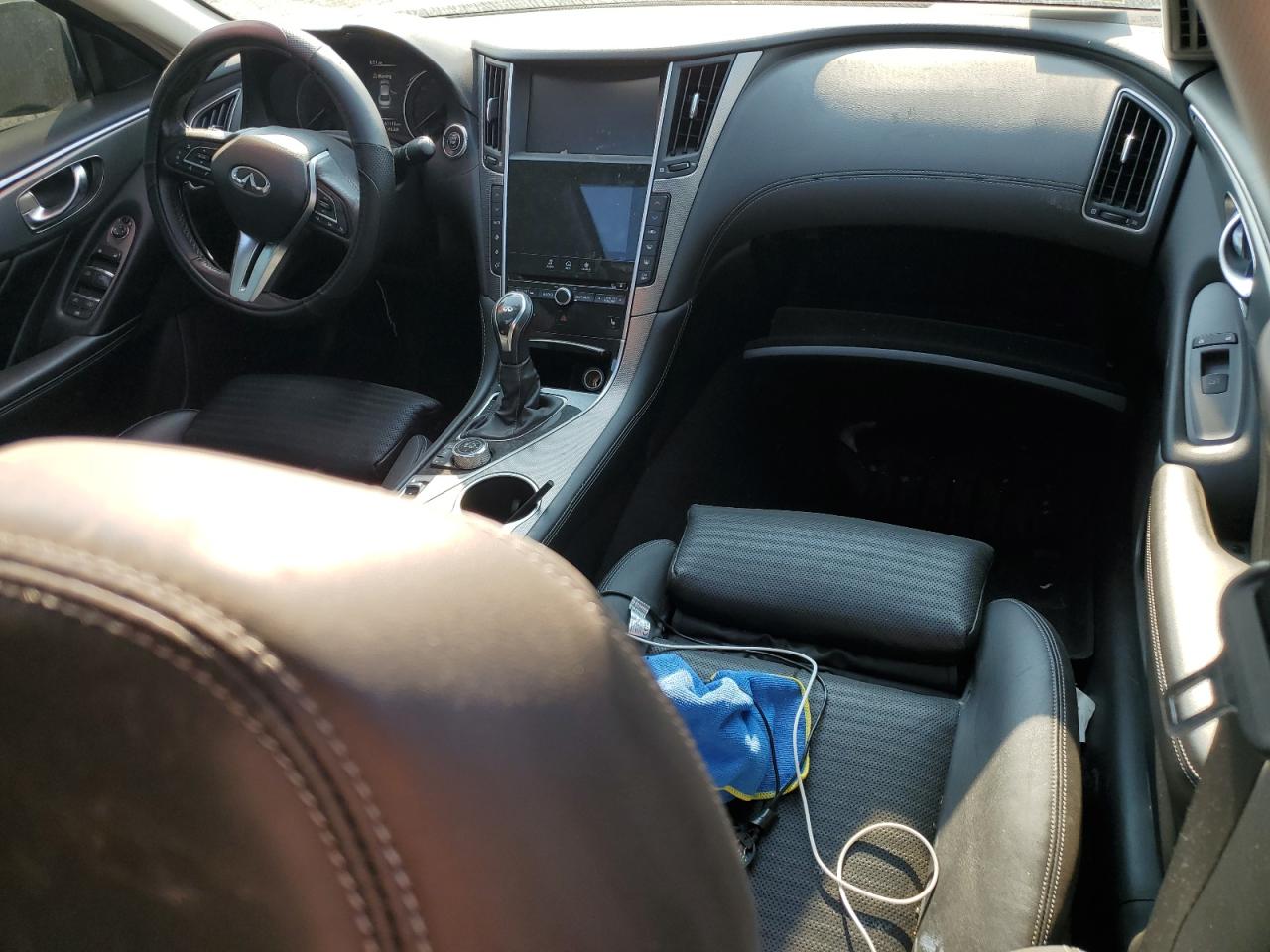 2018 Infiniti Q50 Luxe VIN: JN1EV7AR1JM444837 Lot: 64707754