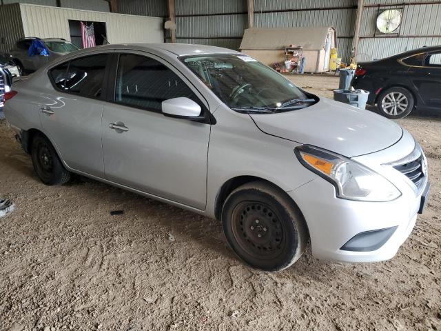  NISSAN VERSA 2019 Silver