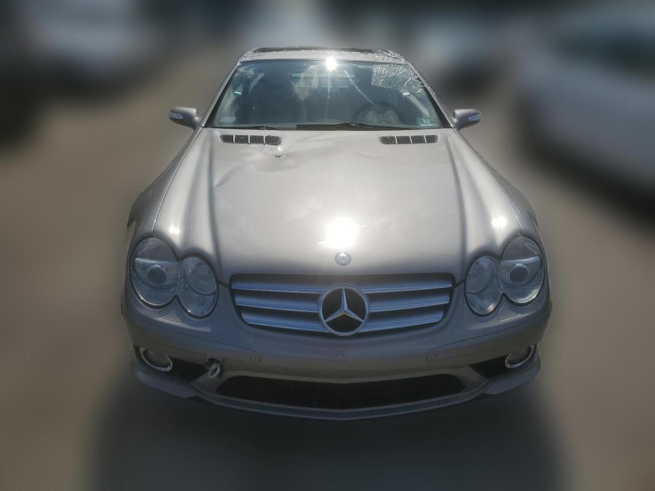 2008 Mercedes-Benz Sl 550 VIN: WDBSK71F88F136673 Lot: 64042584