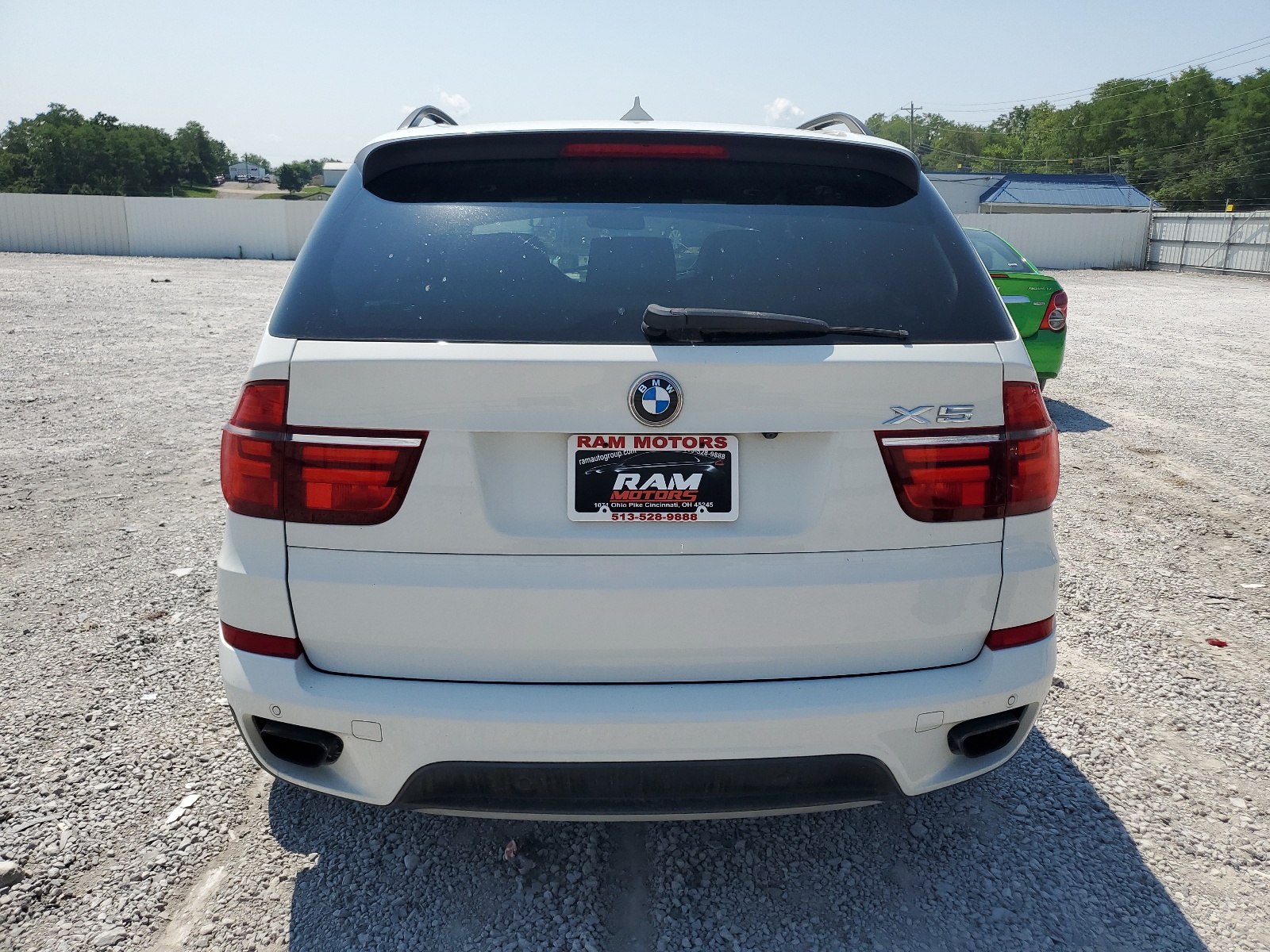 5UXZV8C5XBL417799 2011 BMW X5 xDrive50I