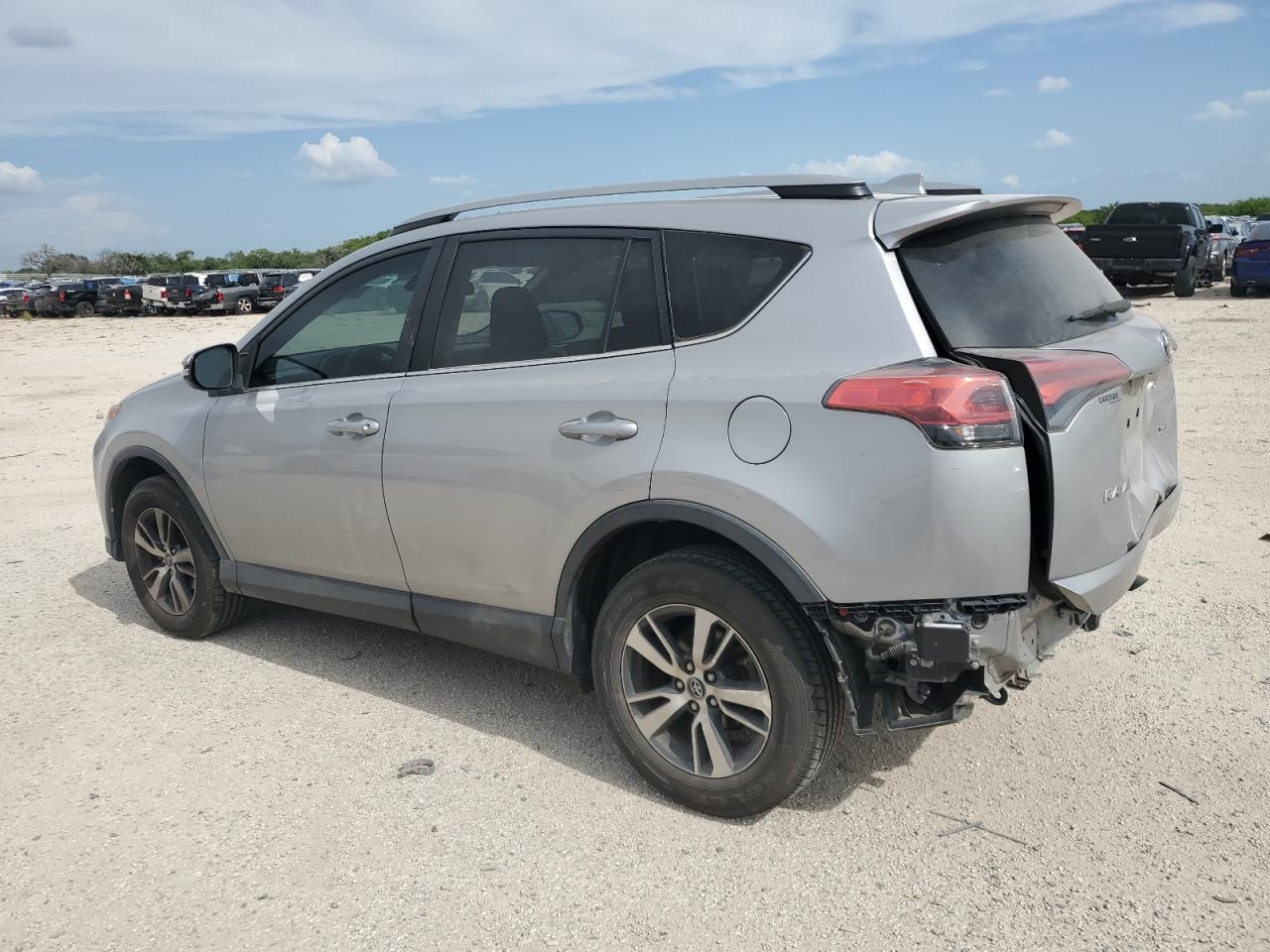 2017 Toyota Rav4 Xle VIN: 2T3WFREV6HW404901 Lot: 63164054