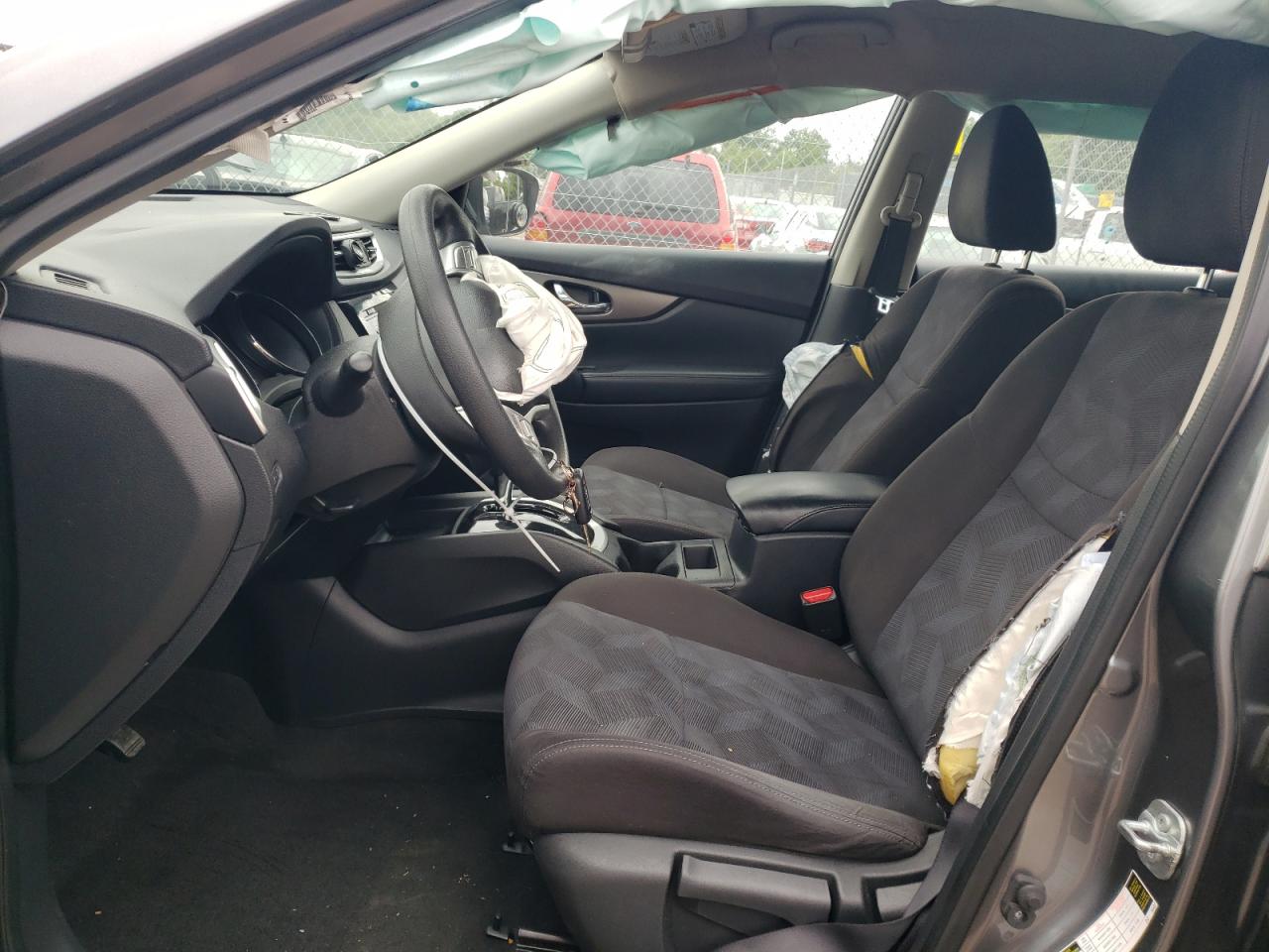 2015 Nissan Rogue S VIN: KNMAT2MV2FP570529 Lot: 65132604