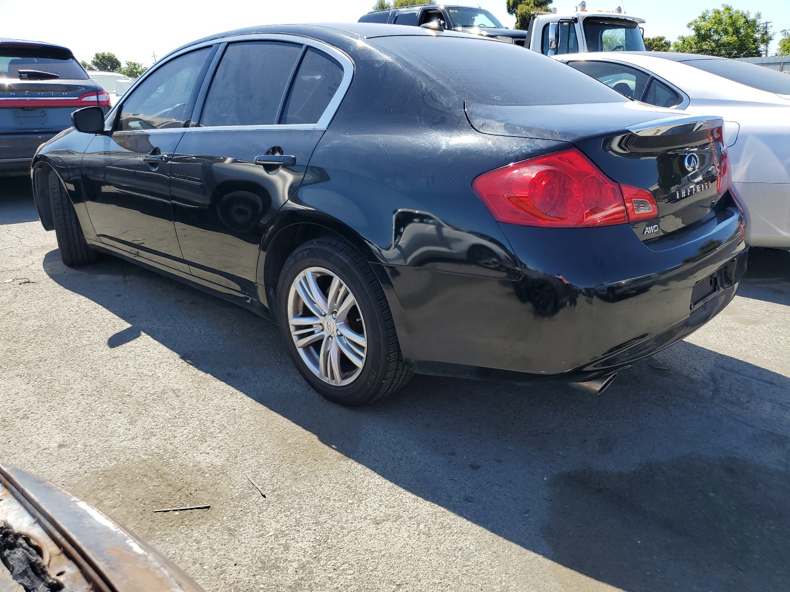 JN1CV6AR7FM523342 2015 Infiniti Q40