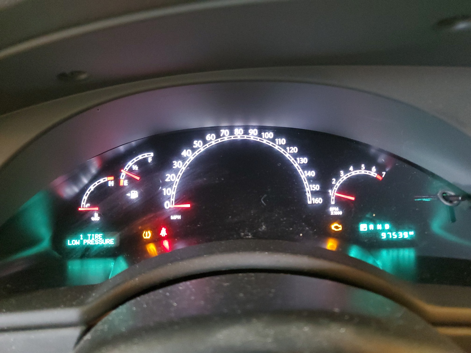 2A8GM48LX8R144724 2008 Chrysler Pacifica Lx