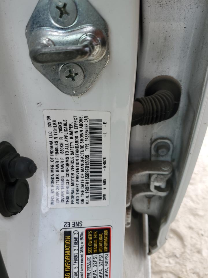 2009 Honda Civic - Image 13