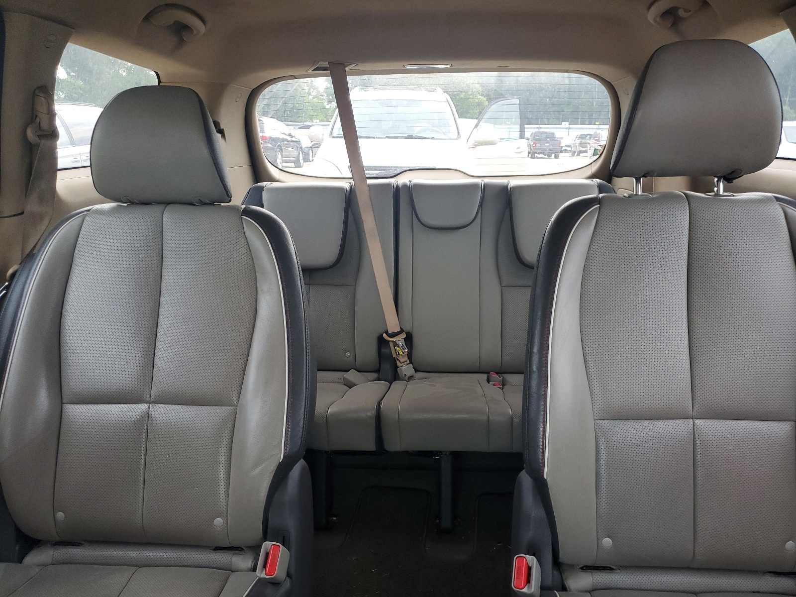 KNDMB5C17F6020698 2015 Kia Sedona Lx