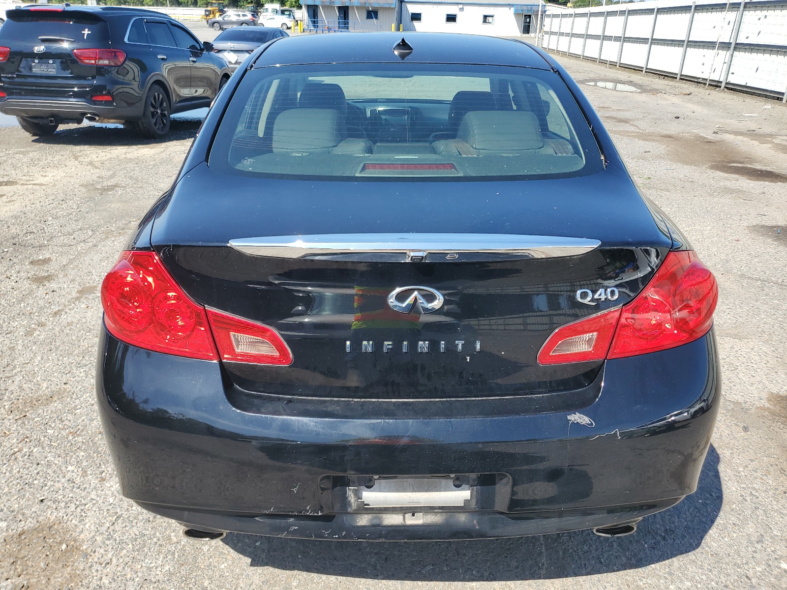 JN1CV6AP0FM501701 2015 Infiniti Q40