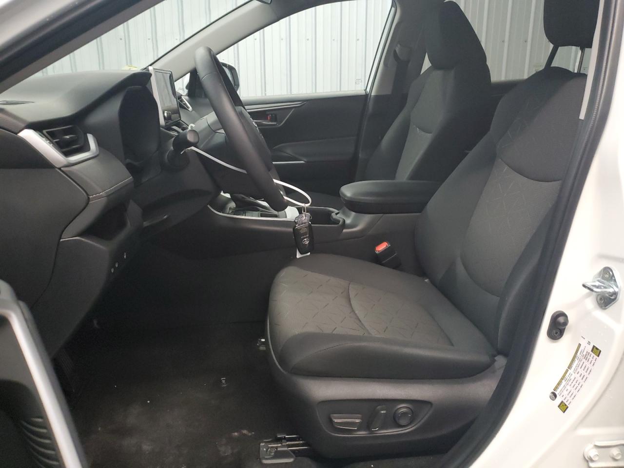 2024 Toyota Rav4 Xle VIN: 2T3P1RFV1RC431718 Lot: 64837804