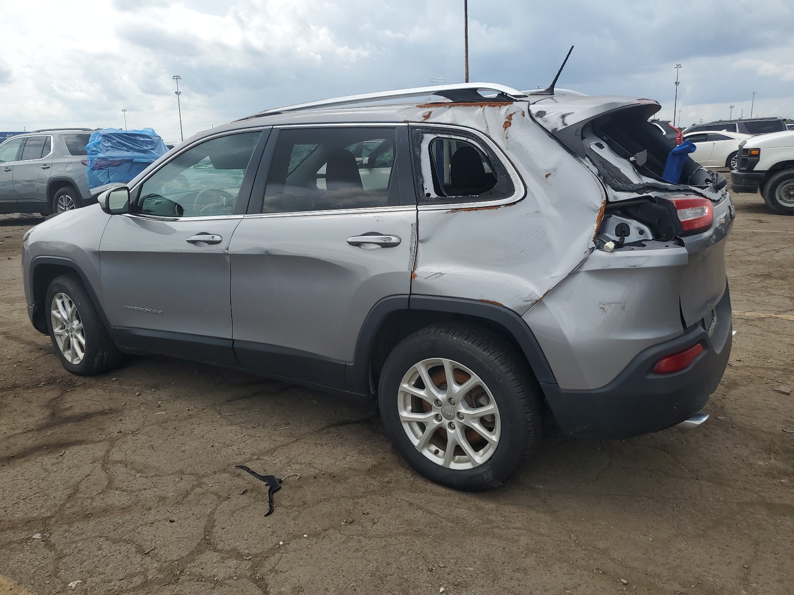 2014 Jeep Cherokee Latitude vin: 1C4PJLCS0EW102851