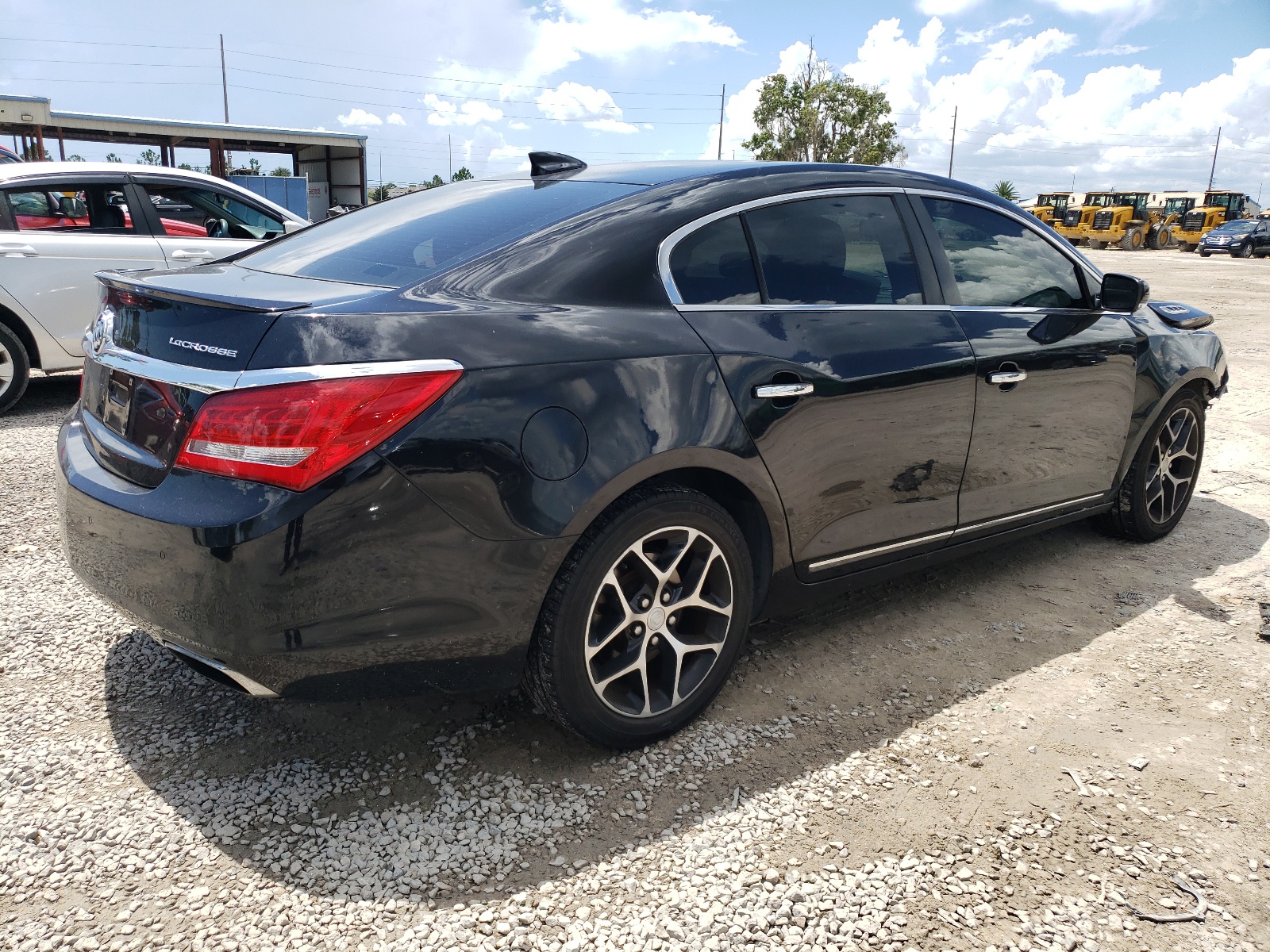 2016 Buick Lacrosse Sport Touring vin: 1G4G45G35GF206868