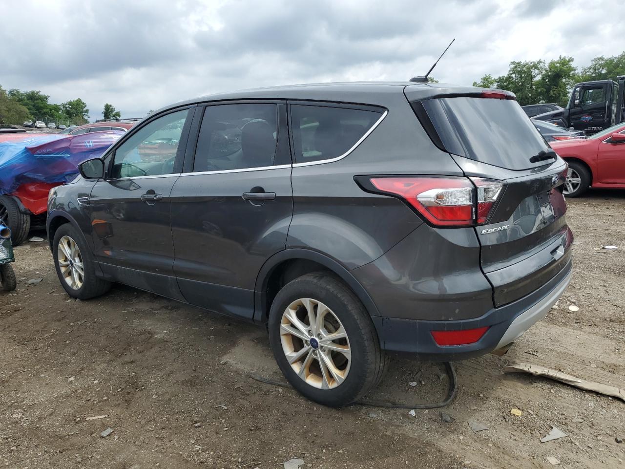 2017 Ford Escape Se VIN: 1FMCU9GDXHUC46360 Lot: 63117754