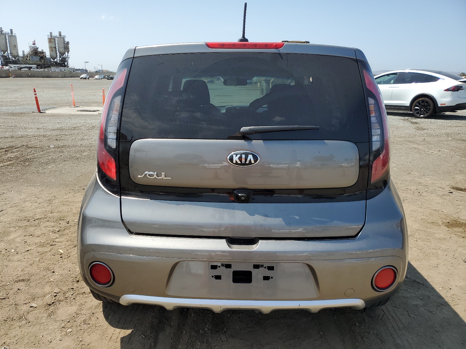 KNDJP3A57J7539154 2018 Kia Soul +