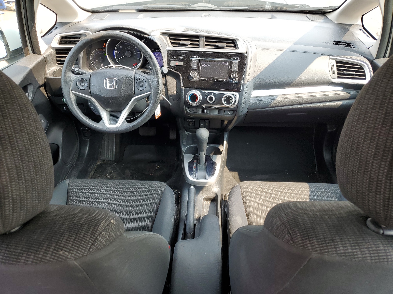 3HGGK5H5XFM734092 2015 Honda Fit Lx