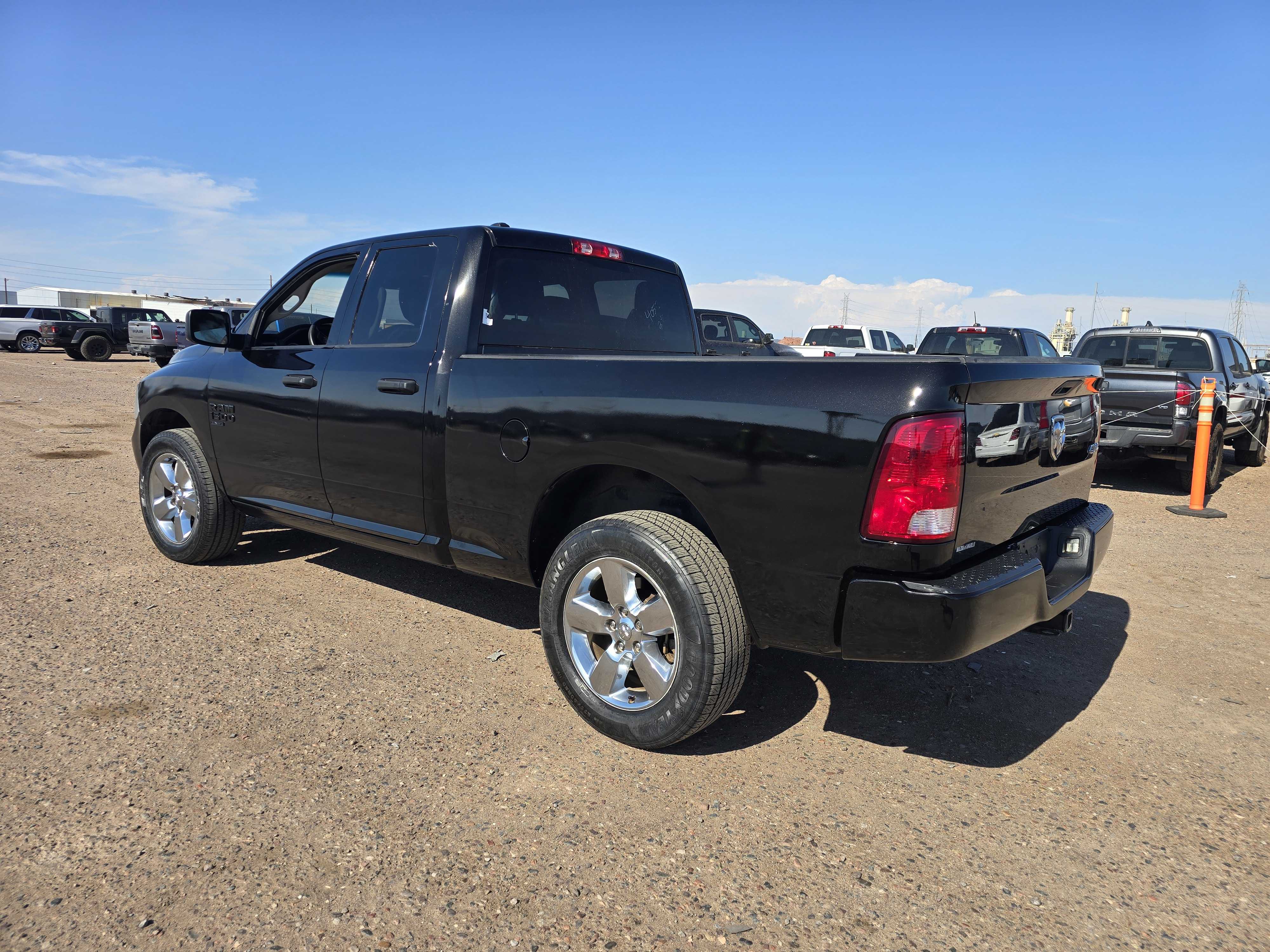 2019 Ram 1500 Classic Tradesman vin: 1C6RR7FG4KS608001