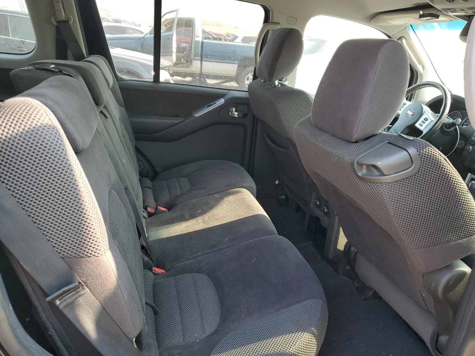 5N1AR1NB6BC624277 2011 Nissan Pathfinder S