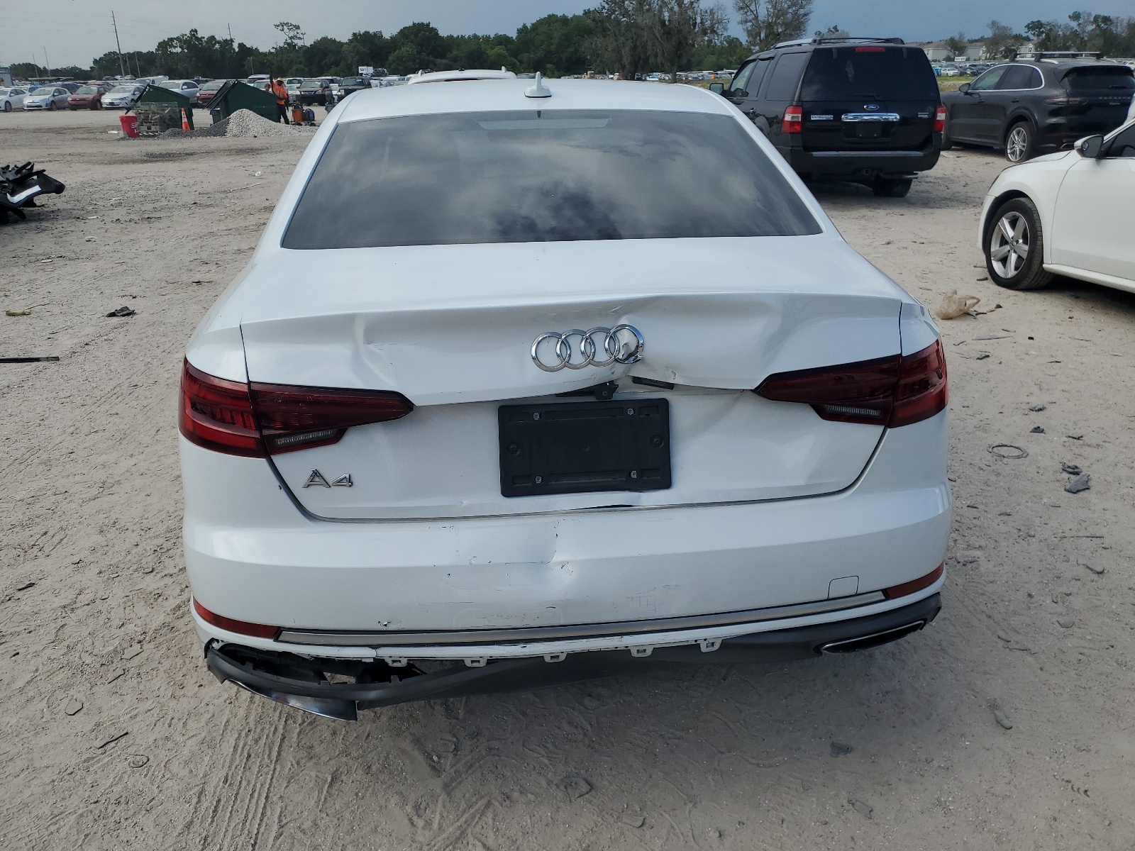 WAUGMAF48KN002861 2019 Audi A4 Premium