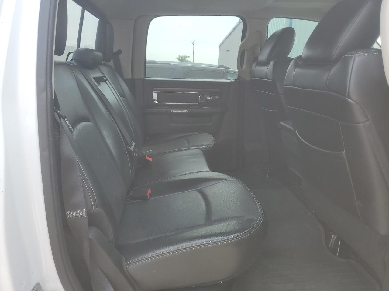 2013 Ram 1500 Laramie VIN: 1C6RR7NT5DS592117 Lot: 61964764