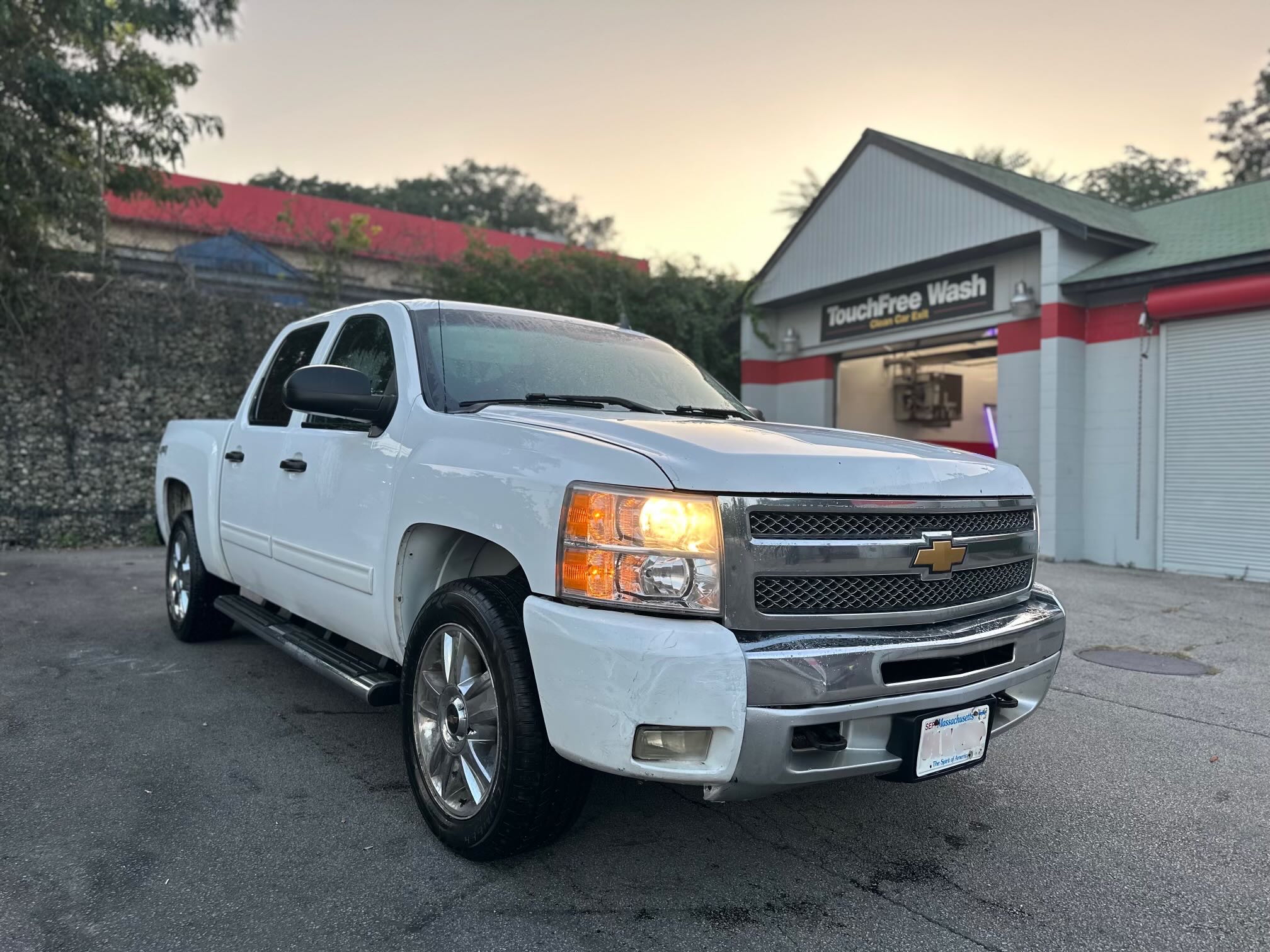 2013 Chevrolet Silverado K1500 Lt vin: 3GCPKSE70DG269367