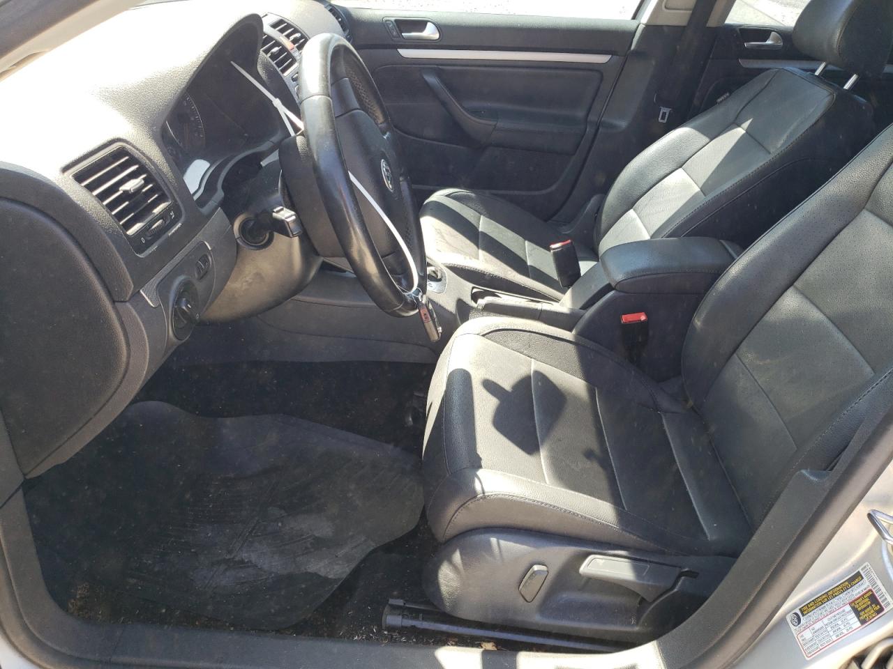 2008 Volkswagen Jetta Wolfsburg VIN: 3VWRJ71K38M115100 Lot: 64612014