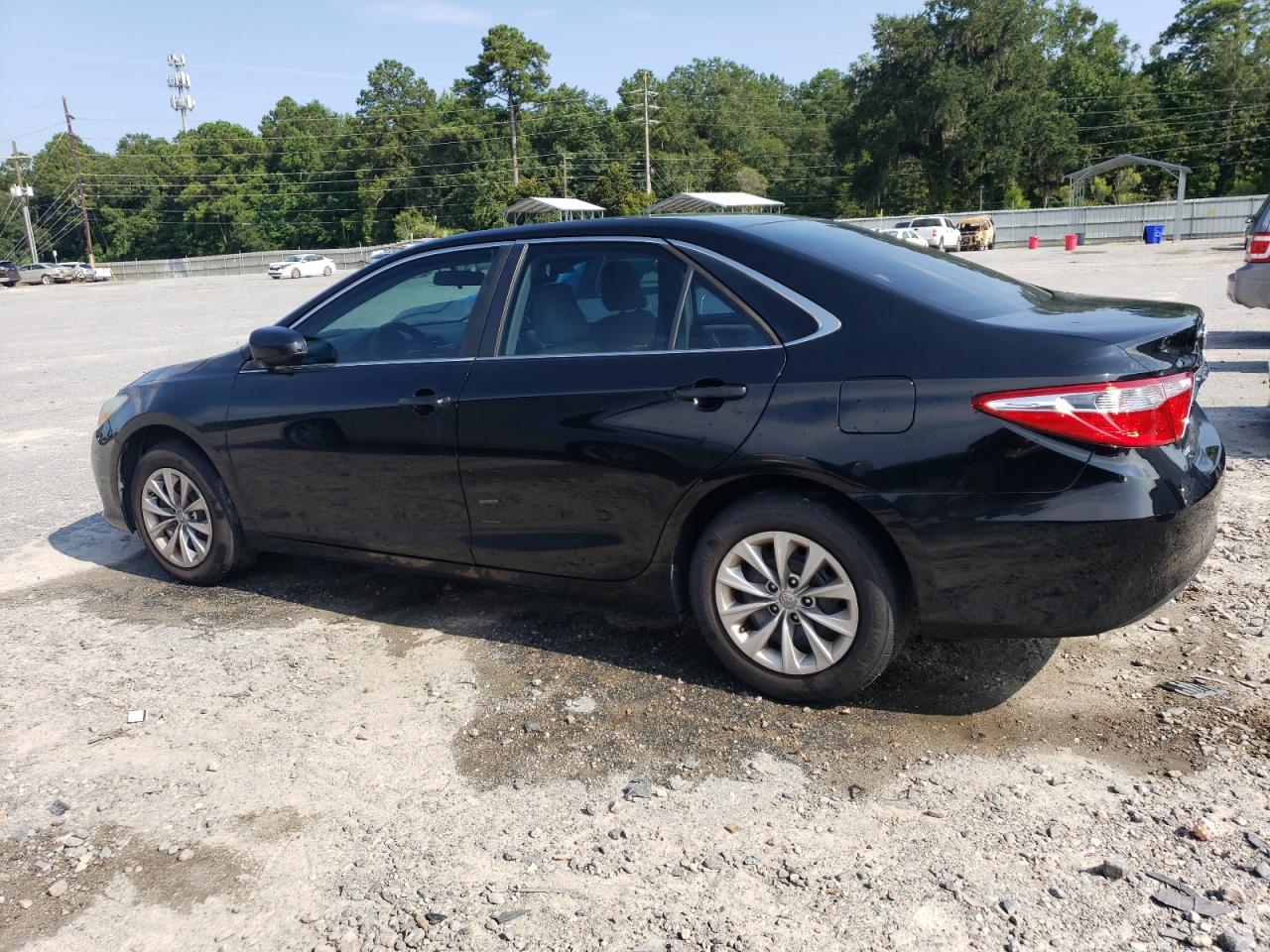 4T4BF1FK6GR574290 2016 TOYOTA CAMRY - Image 2