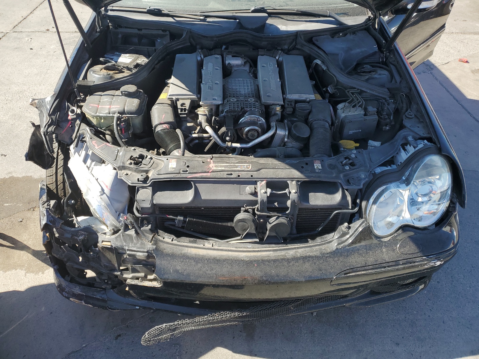 WDBRF65J42F163453 2002 Mercedes-Benz C 32 Amg Kompressor