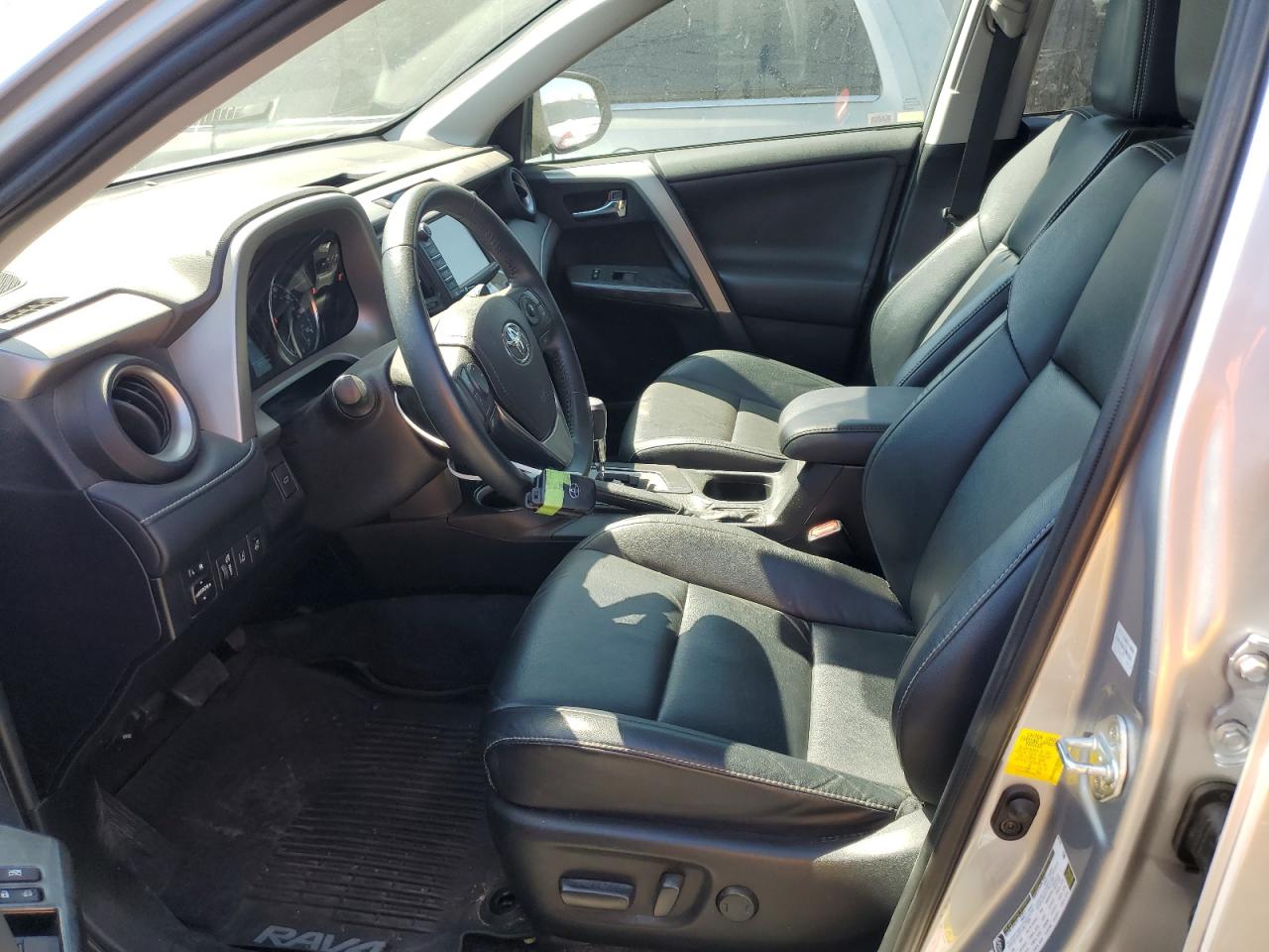 2017 Toyota Rav4 Limited VIN: 2T3YFREV0HW324924 Lot: 63752134