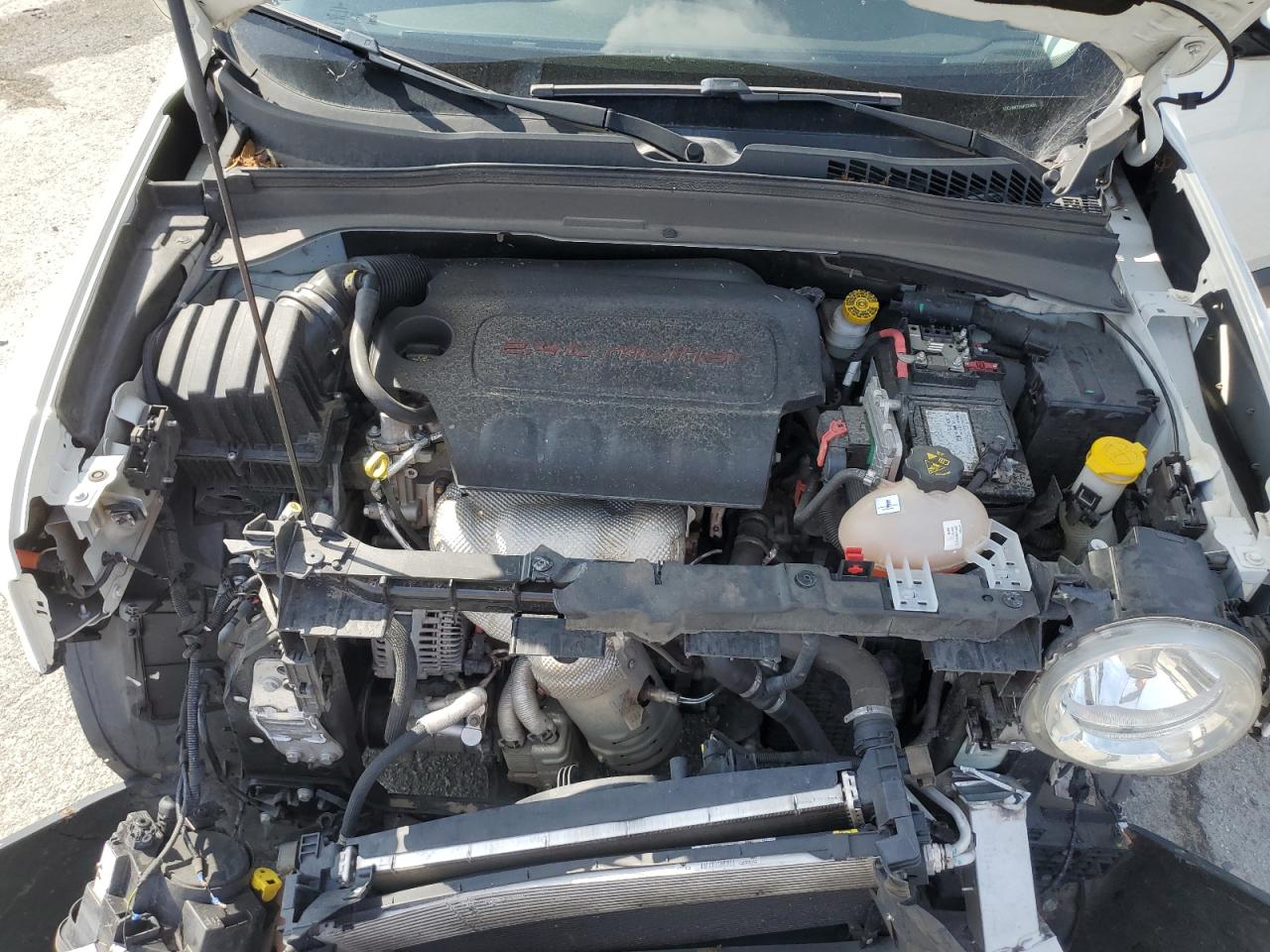 2016 Jeep Renegade Latitude VIN: ZACCJBBT2GPD74093 Lot: 62088014