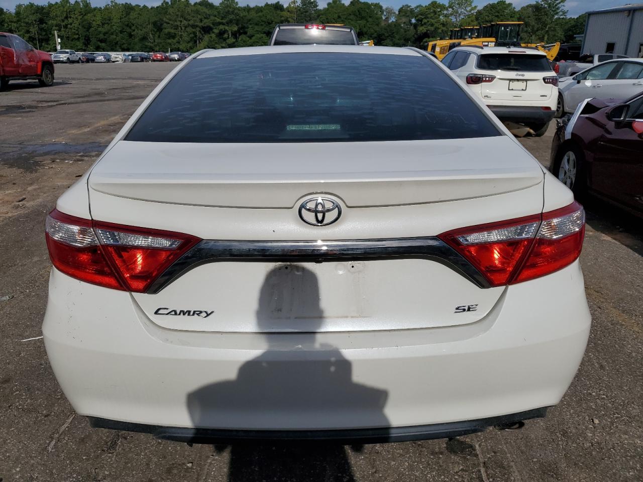 2015 Toyota Camry - Image 6