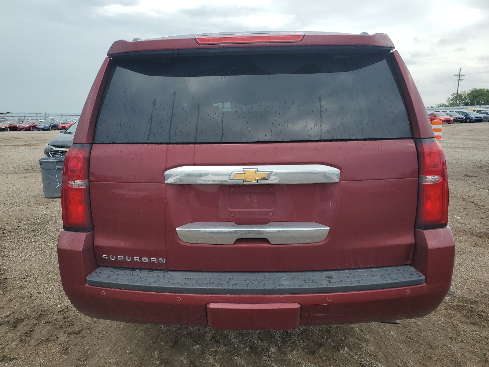 1GNSKHKC7HR128324 2017 Chevrolet Suburban K1500 Lt