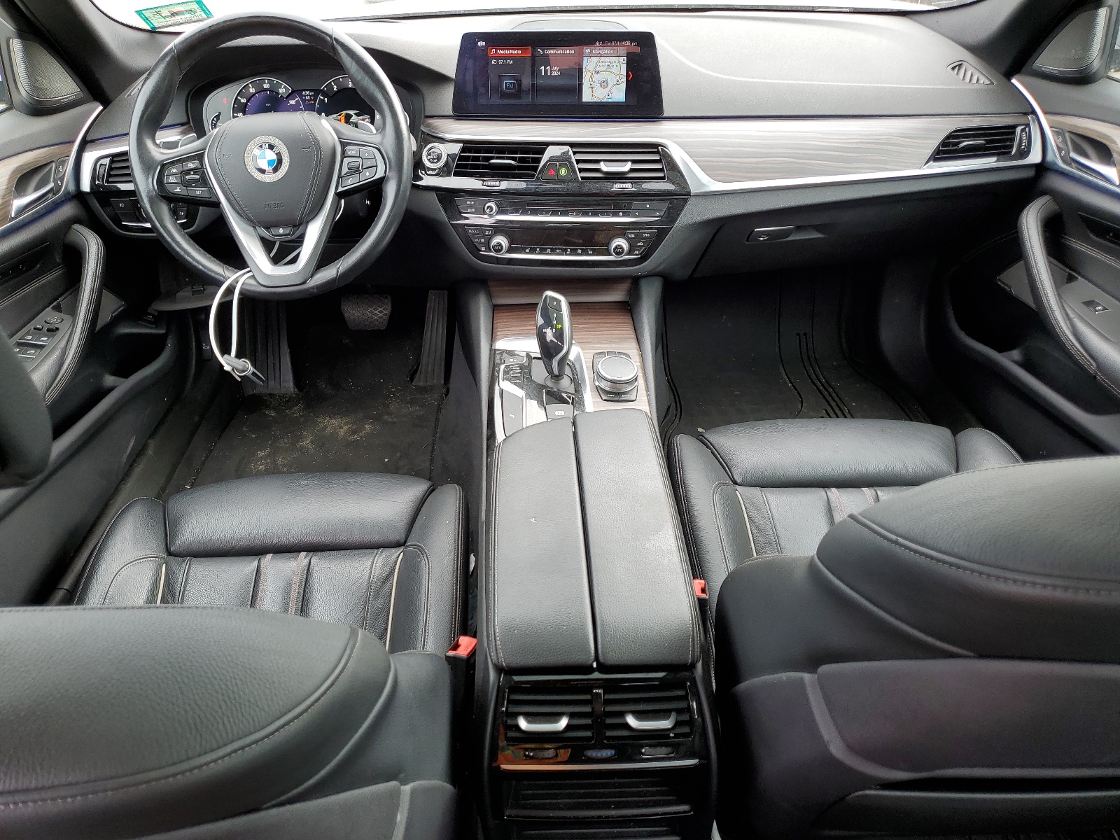 WBAJE7C52JWC56886 2018 BMW 540 Xi