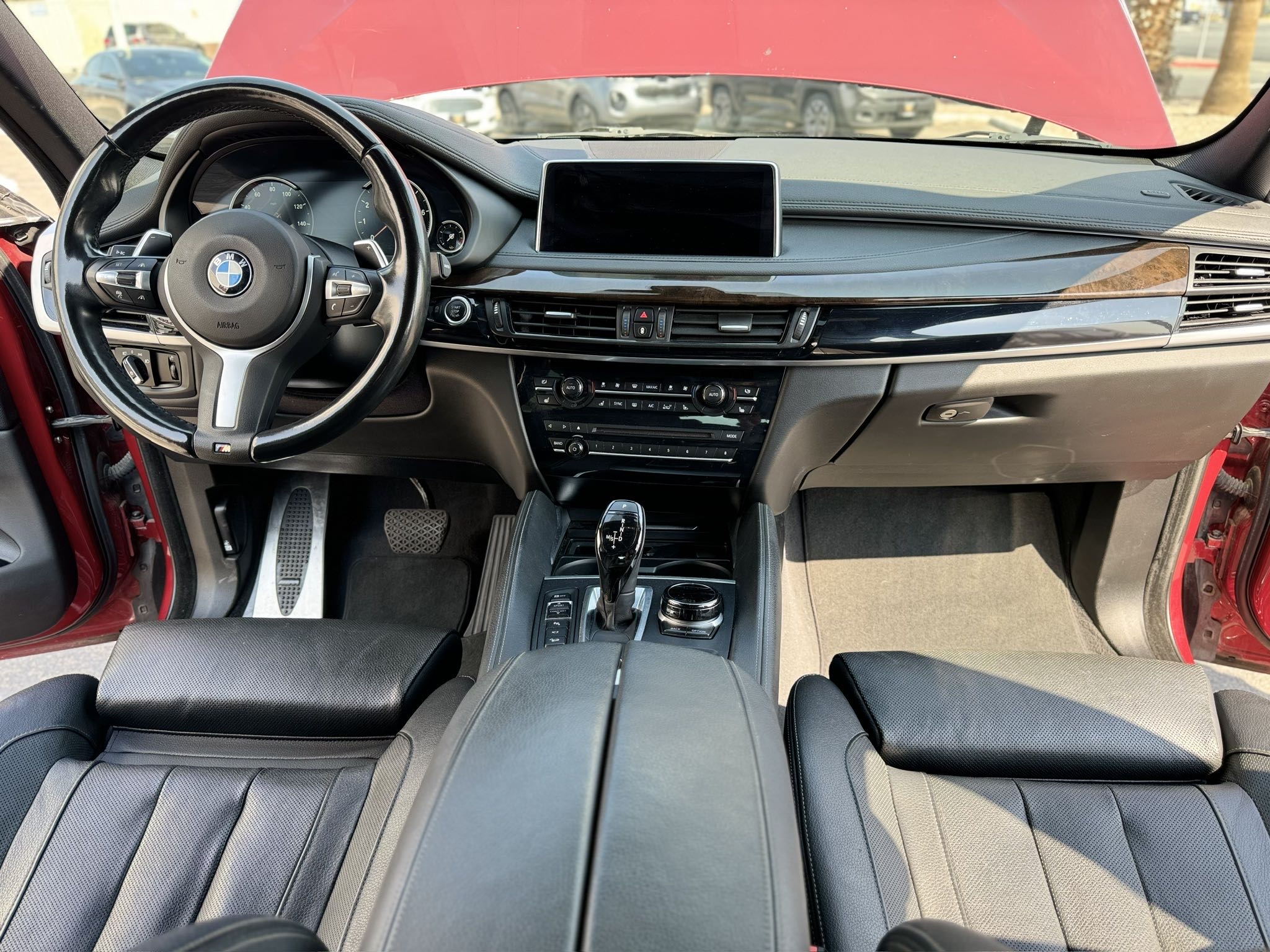 2019 BMW X6 xDrive50I vin: 5UXKU6C53KLP60611