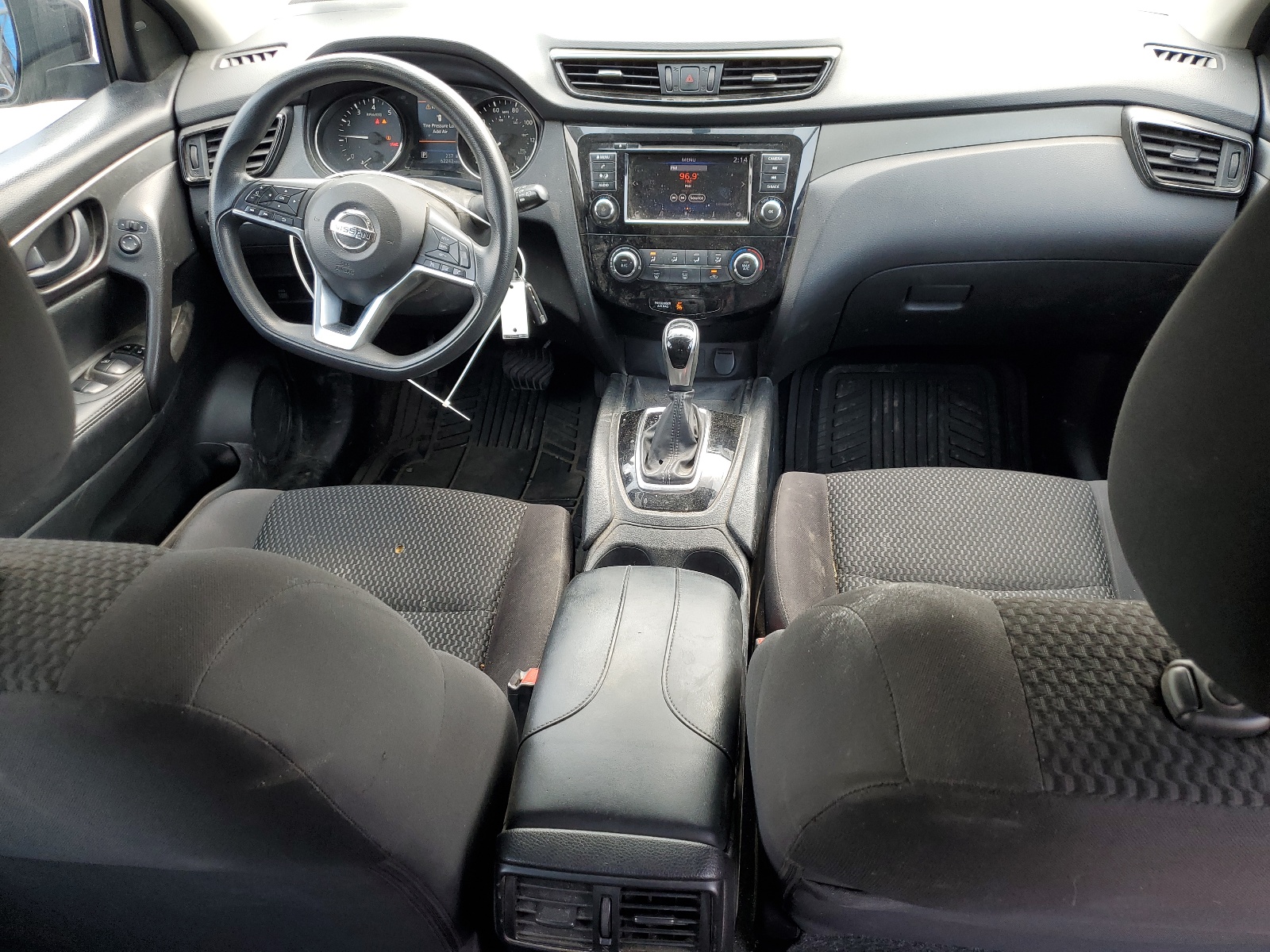 JN1BJ1CR9KW623853 2019 Nissan Rogue Sport S