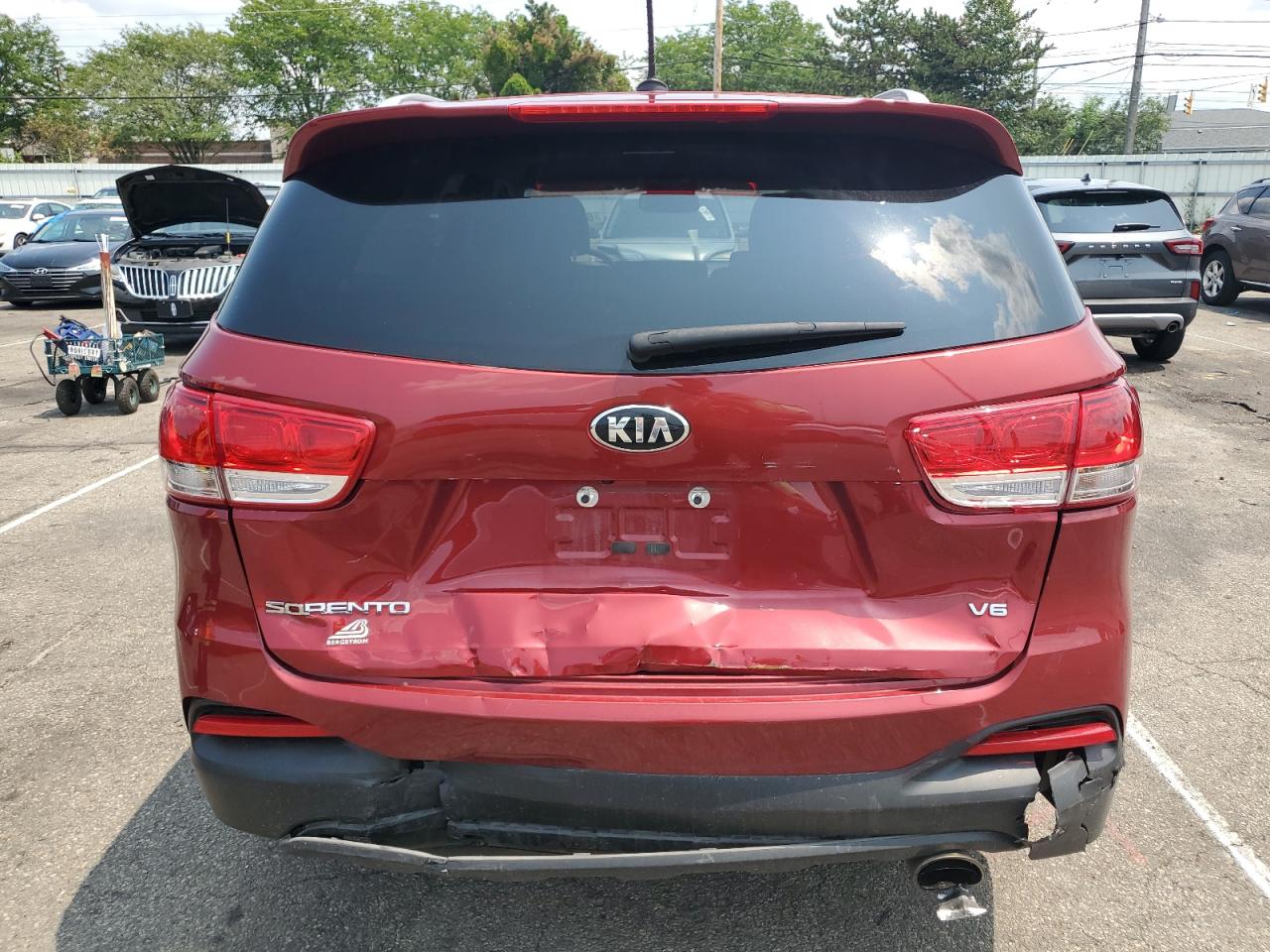 2017 Kia Sorento Lx VIN: 5XYPGDA56HG325365 Lot: 64438104