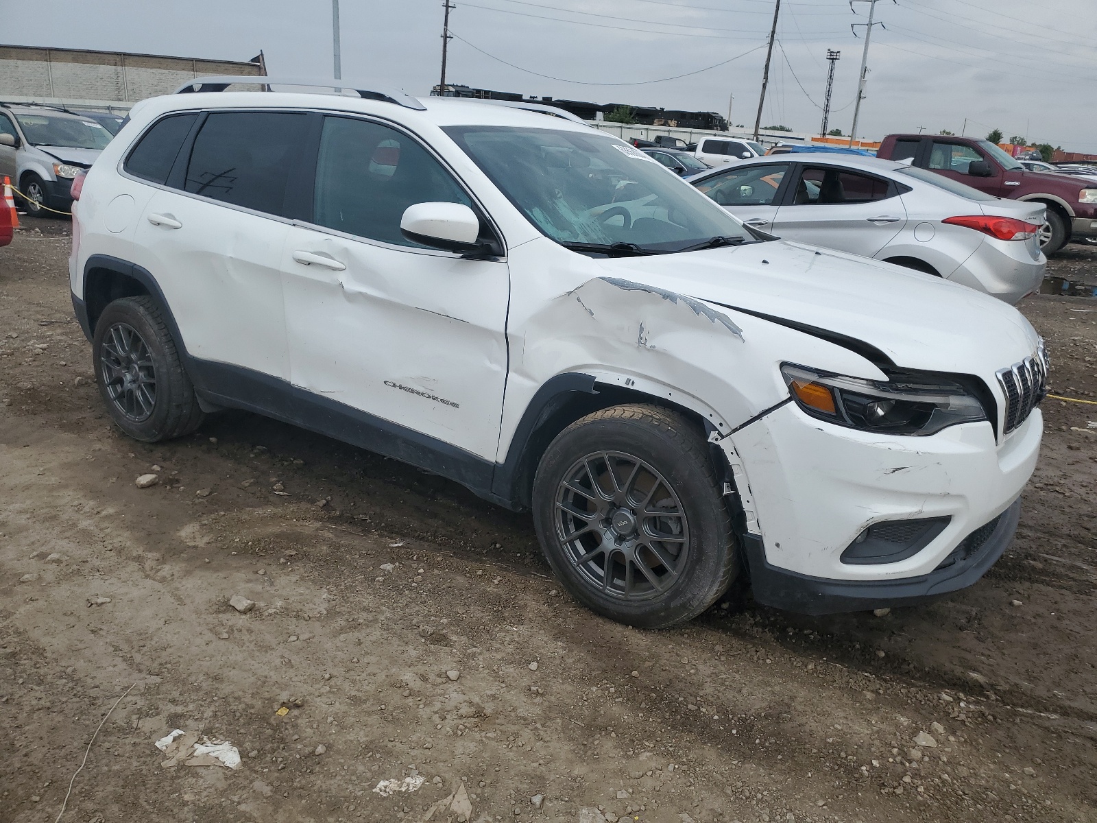 2019 Jeep Cherokee Latitude vin: 1C4PJLCB4KD262321