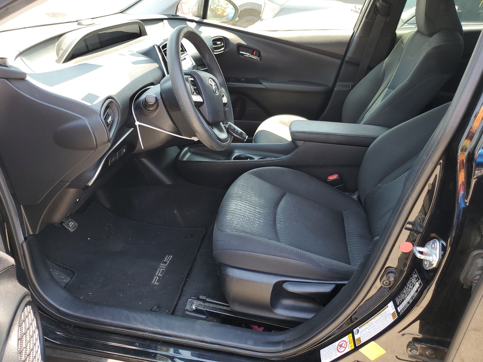 JTDKBRFU4G3518672 2016 Toyota Prius