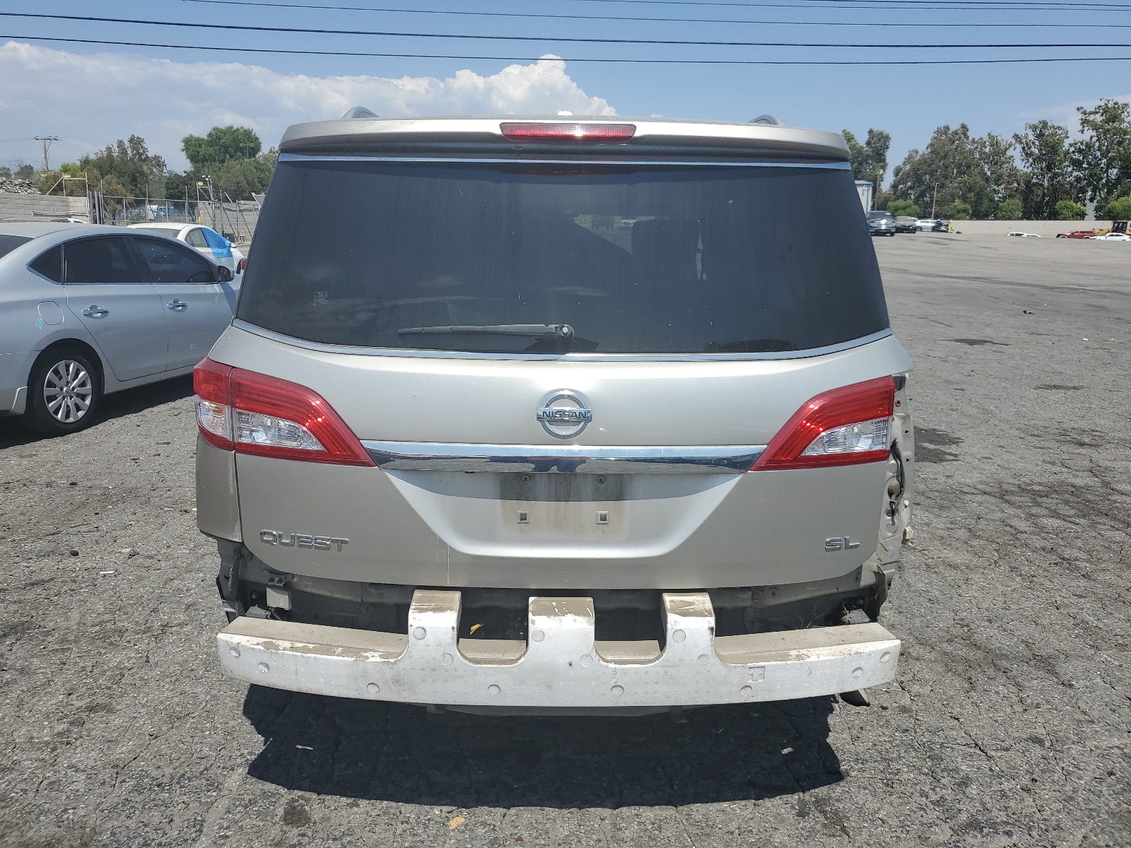 JN8AE2KP1C9045402 2012 Nissan Quest S