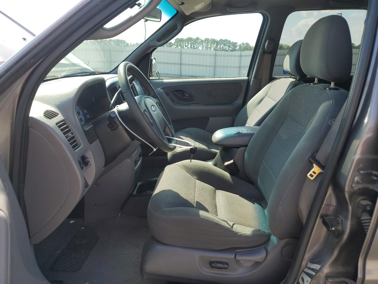 2002 Ford Escape Xlt VIN: 1FMCU03112KD10893 Lot: 65634564